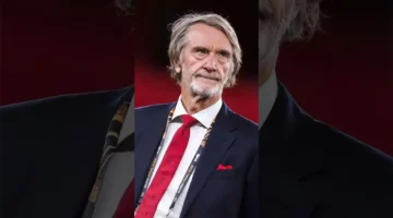 مانشستر يونايتد يرفض ضم نجم برشلونة تمسكًا بخطته لتجنب أخطاء الانتقالات السابقة